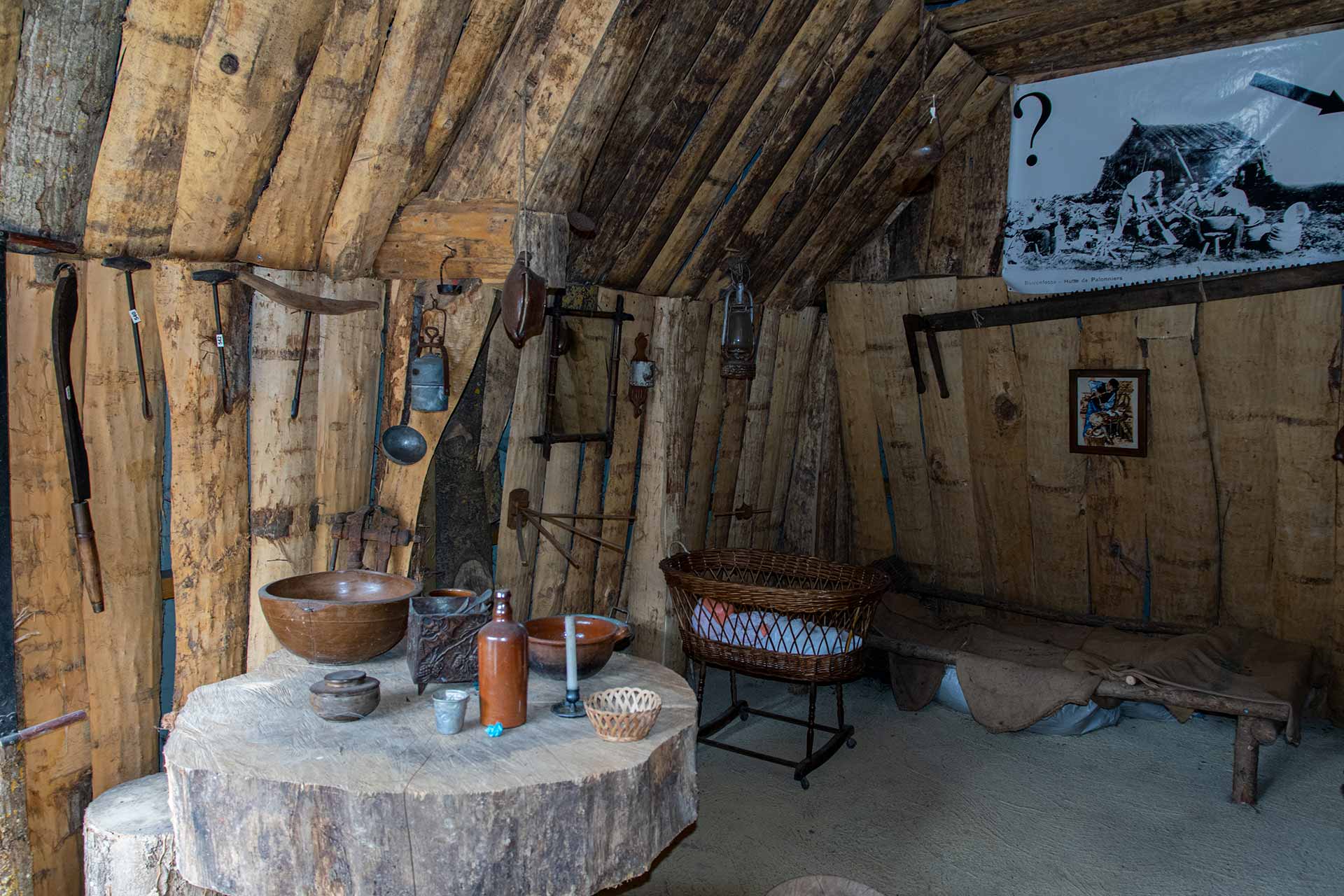 La hutte des sabotiers, vue intérieure