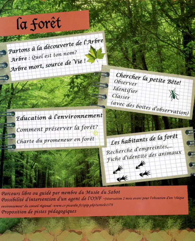 Animation en forêt avec costumes d'époque